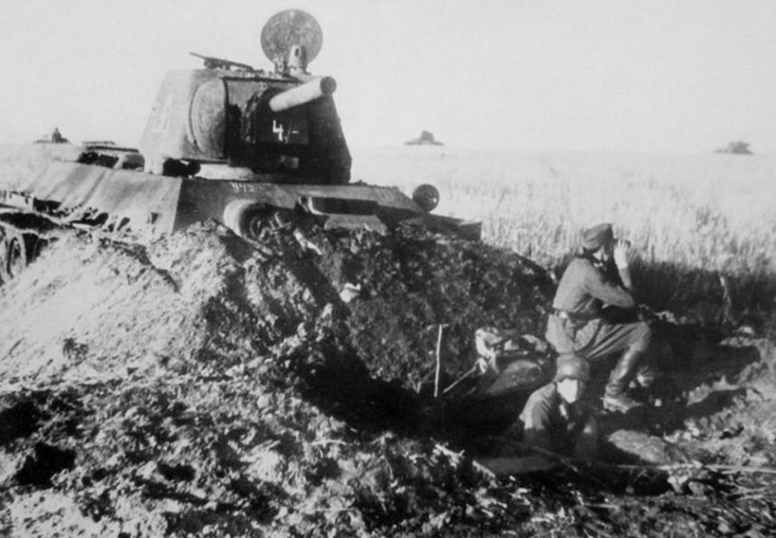 дот_Т-34_р-н Воронежа_24.08.42г.JPG