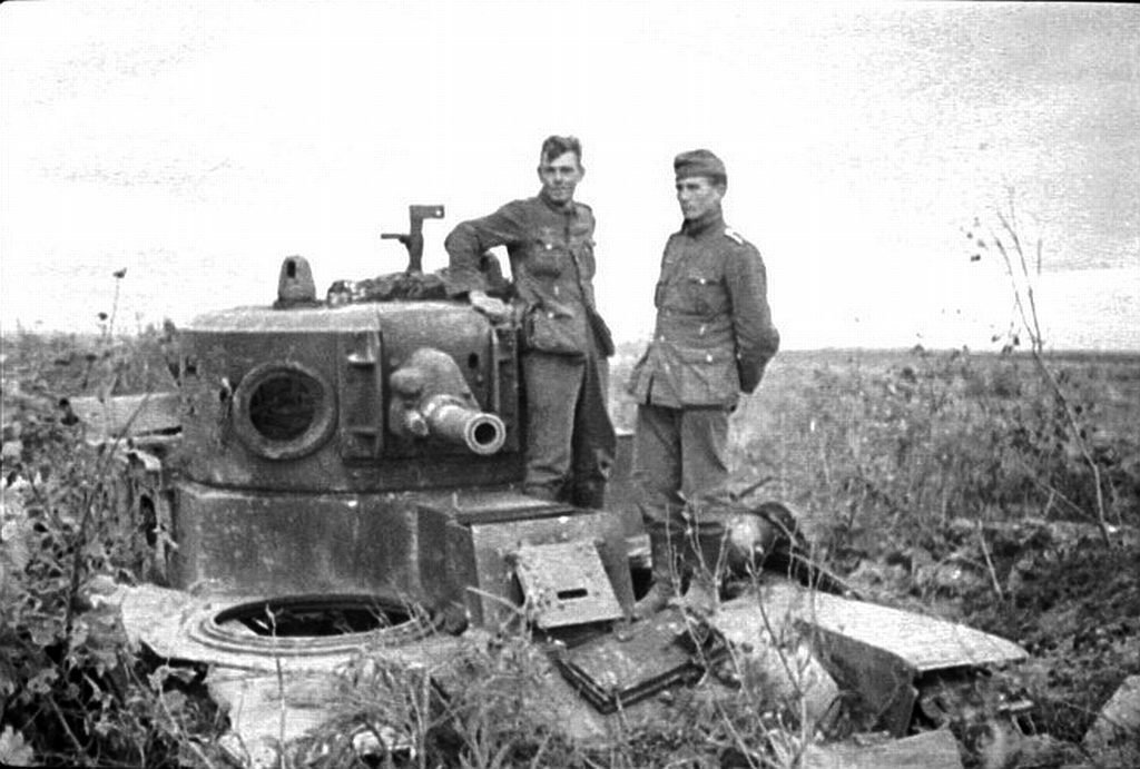 ДОТ_Т-28 -destroy.jpg