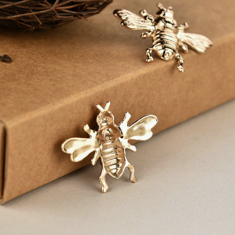 Fashion-font-b-Bee-b-font-ShapeAlloy-font-b-Vintage-b-font-Brooch-For-Men-Business.jpg