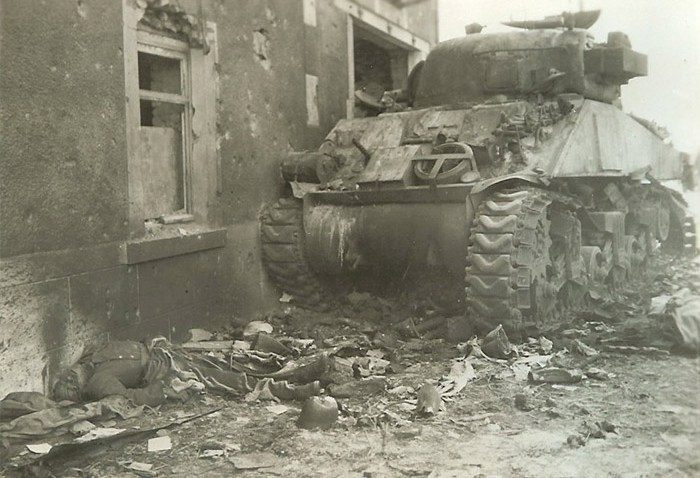 най_Sherman- стенка dest.jpg