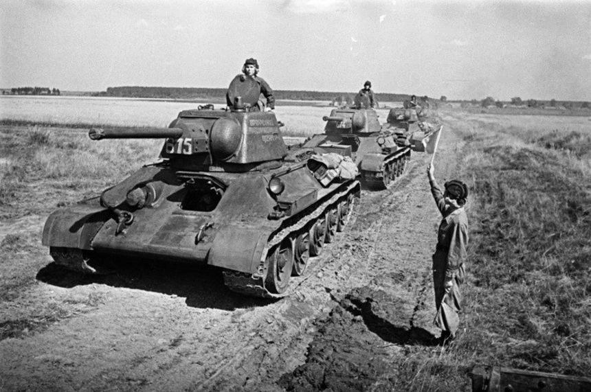 ОТ-34-76_№ 614 и 615 _31я Гв. О.Т.Бр._.jpg