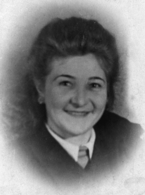 ОльгаМаккавейская_1951-57.jpg