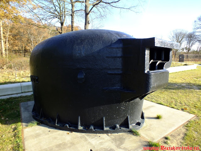 www.bunkerinfo.nl gietstalen koepel g-kazemat museum soesterberg delft 1102 (4).JPG