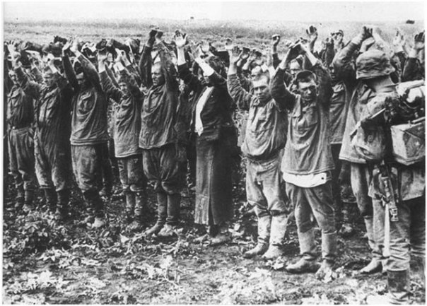 Женщины-военнопленные (17).jpg