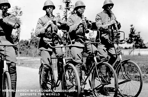 bicycle_music_corps_3.jpg
