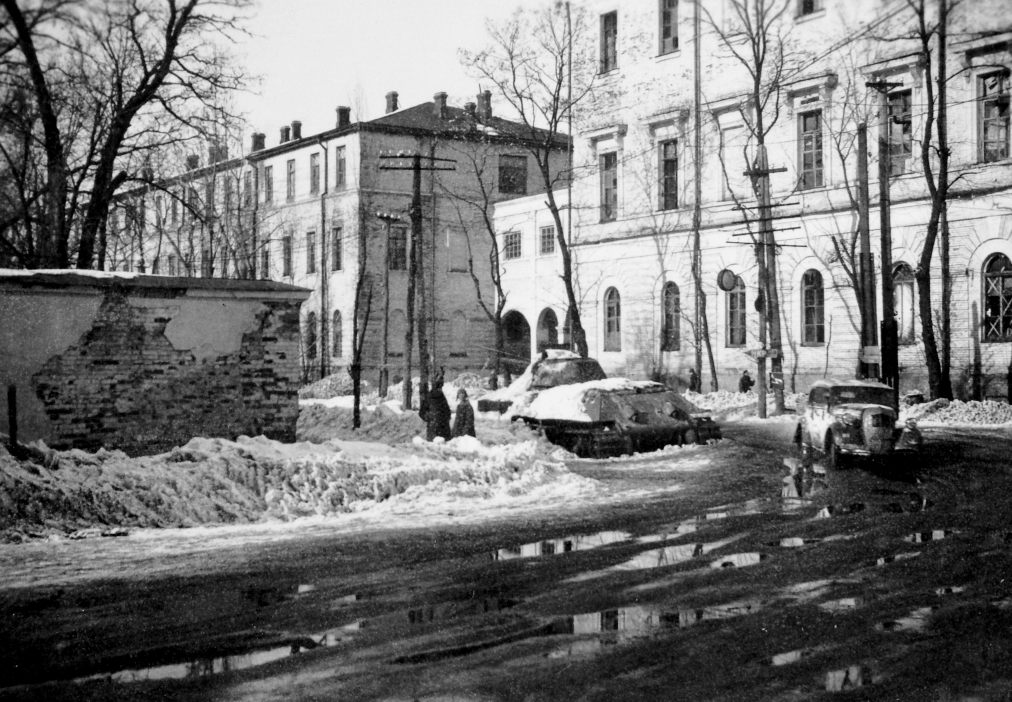 Най_37мм-Петровский кадет.корп_Полтава3-.JPG