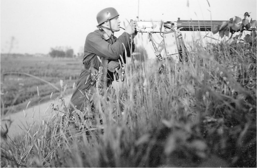 00_MG Vickers_.jpg