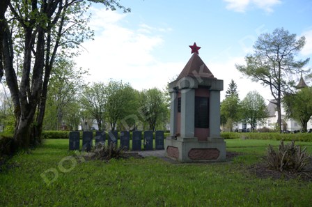 6_Moi Rana_Denkmal_Flieger_2011-05-22 13-39-59.jpg