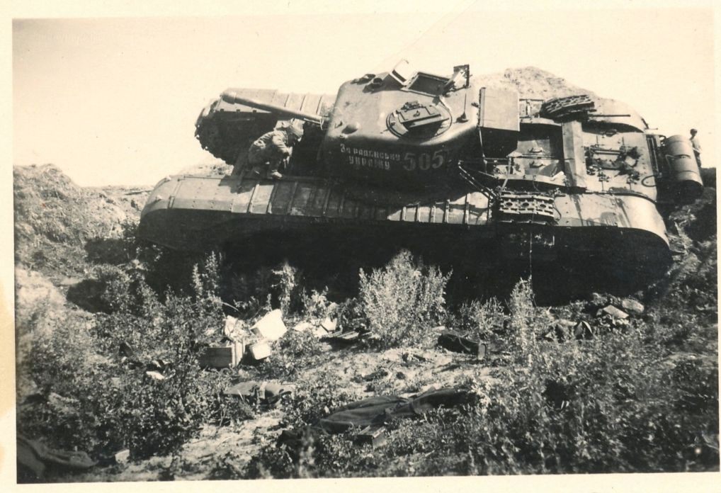 0_Churchill № 505..За Радяньску Украину.. подбитый.jpg
