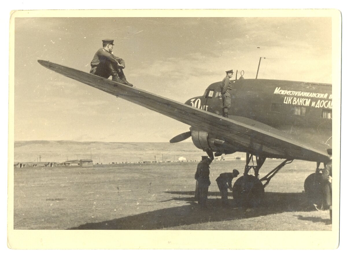 0_Ли-2-ДиСи-3_a81da77b_orig.jpg