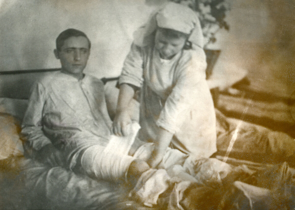 36.polyakov_b.l._v_gospitale_v_melitopole._1943_god.jpg