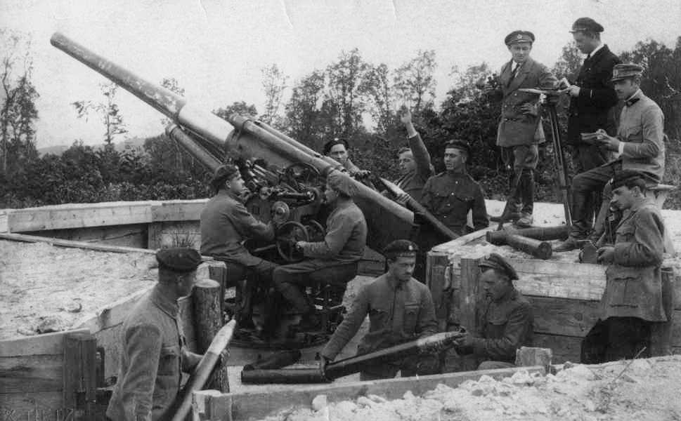 15_83,5-мм зенитное орудие обр.1922 г. чехословацкой морской артиллерии.jpg