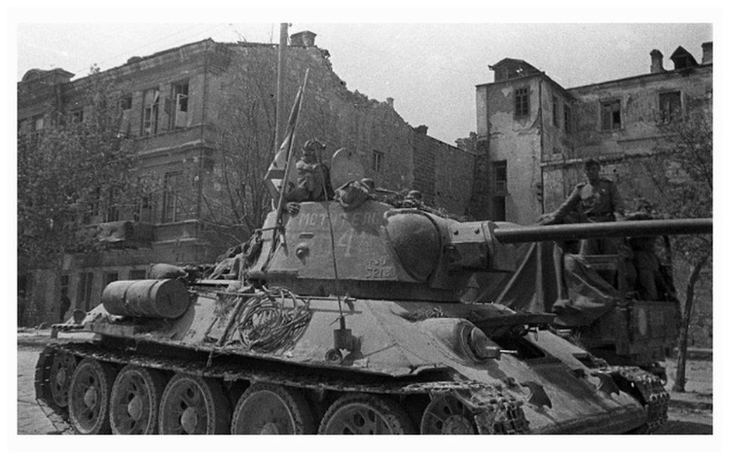 0_Мститель_Севастополь.jpg