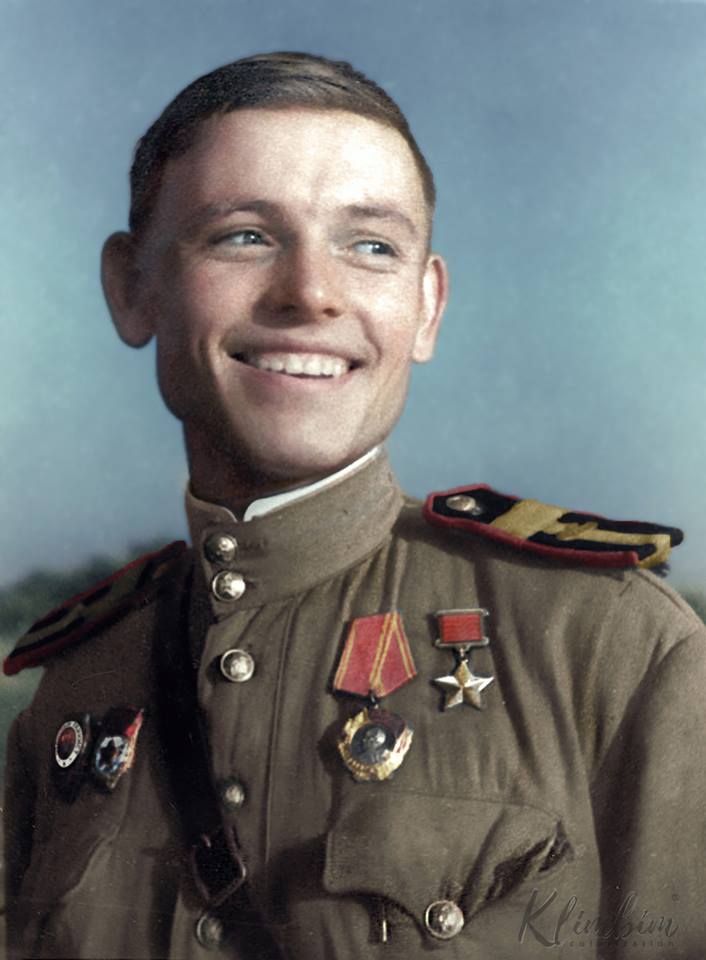19657184_707768682744551_5631120355077295192_n.jpg