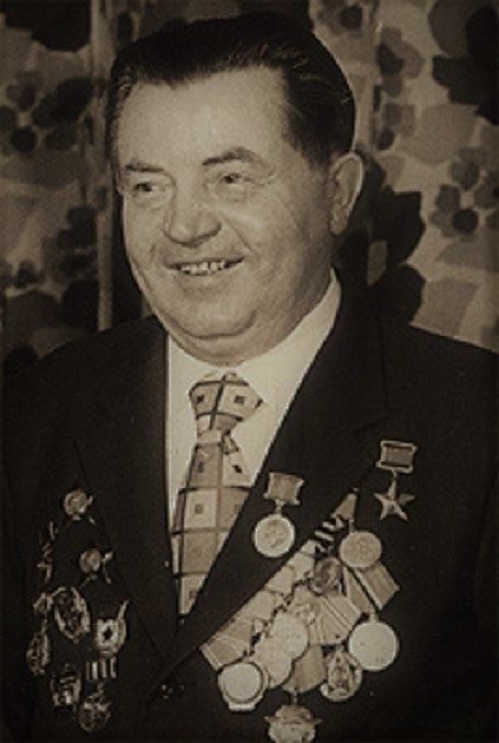 4eac52de78.jpg