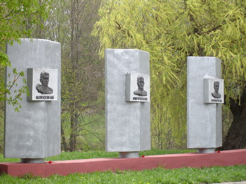 memorial3.jpg