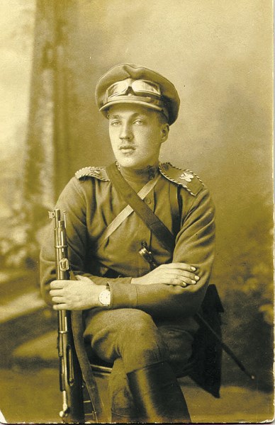 Сергей Исаев. 1914 год.jpg