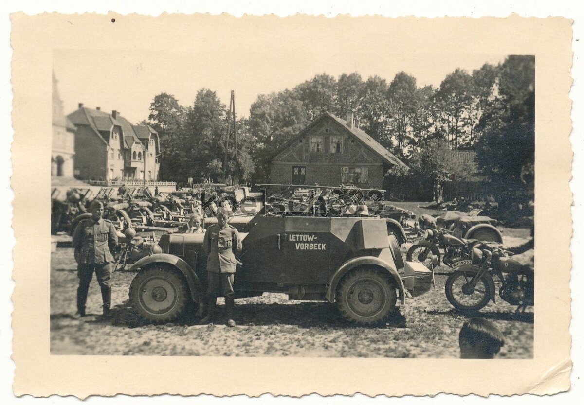 00Kfz. 13_-Lettow Vorbeck-.jpg