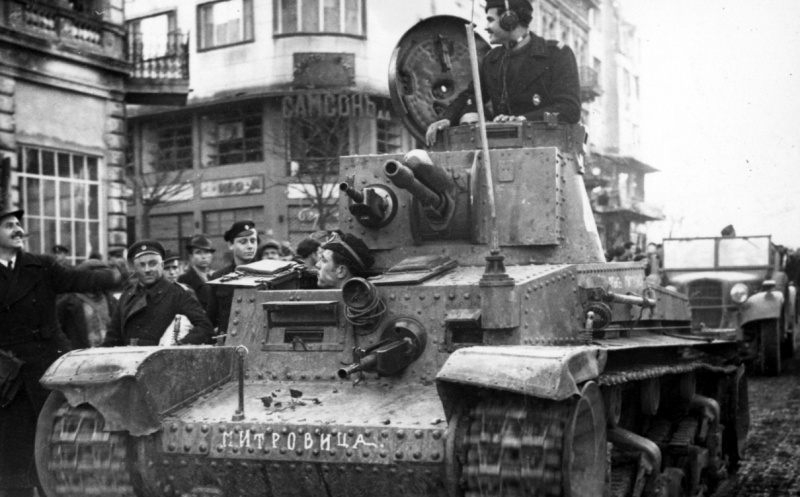 0_ Pz. 35 (t)-болгаръ2.jpg