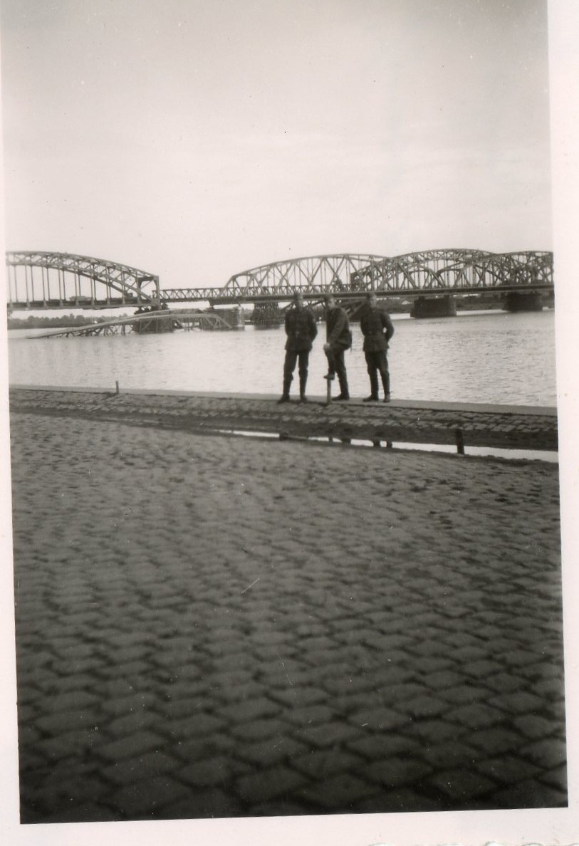 76.jpg