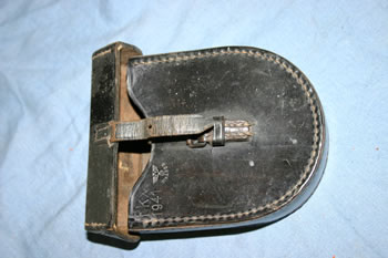 German_WW2_leather_equipment_holder_1941_nazi_eagle_stamp.97_.jpg