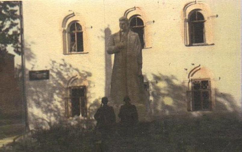 0 _ h ба10 новгород-пам-к С_Н.г. кремль.jpg