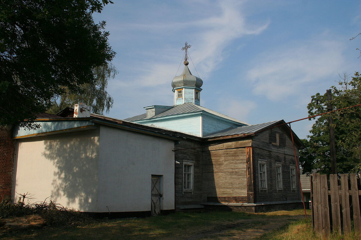 Деревянная Свято-Преображенская церковь.jpg