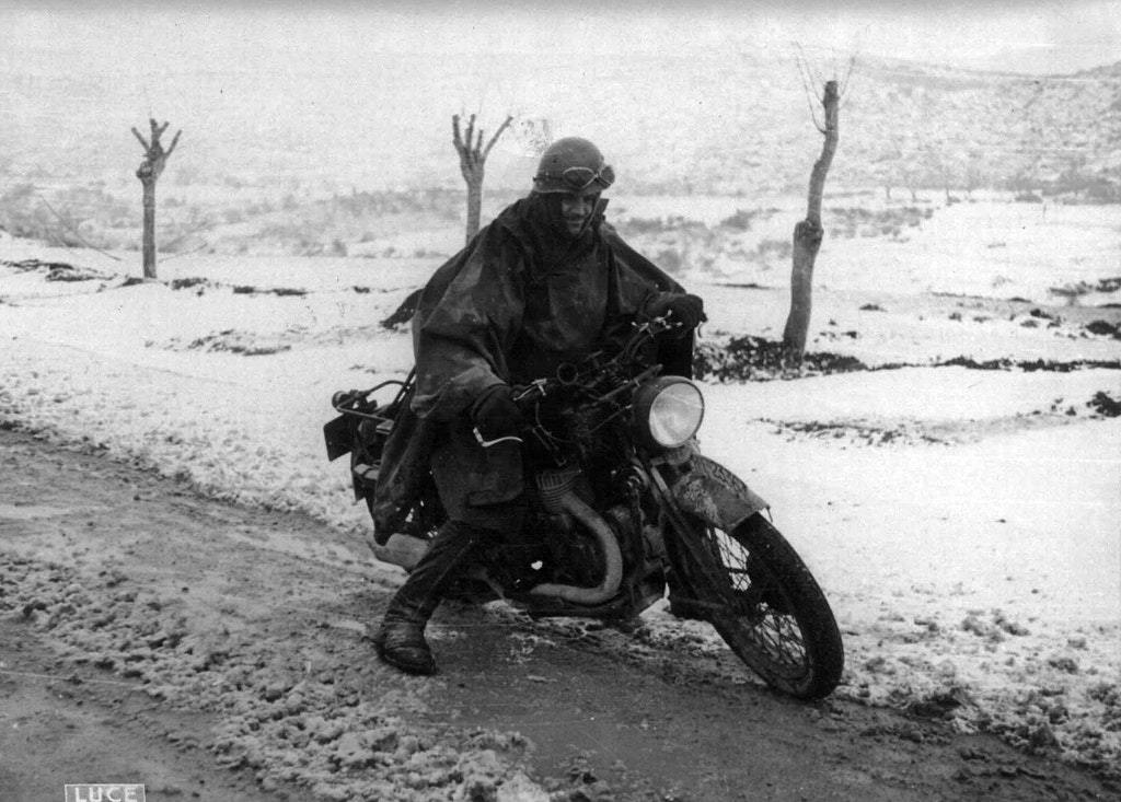 мото итал _Черногория-1942г.jpg