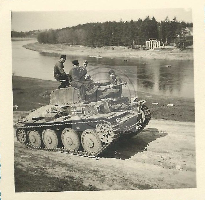 5. Pz.Kpfw.38(t).jpg