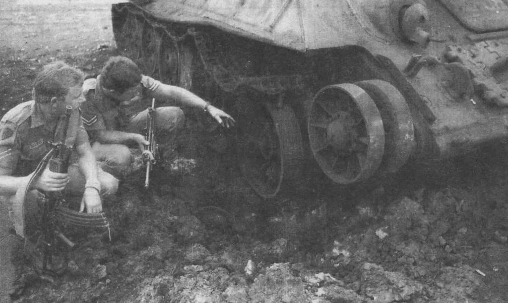 0-Т-34-85_ангольская_1976г.jpg