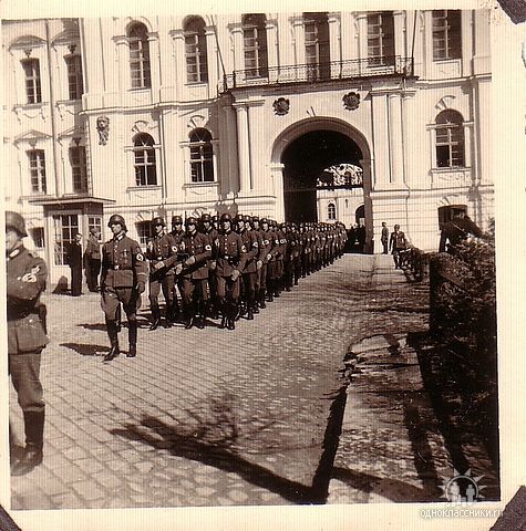 в замке немцы.jpg