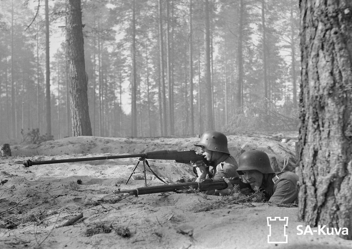 00-Maroszek Kb Ur wz.35_финск.jpg