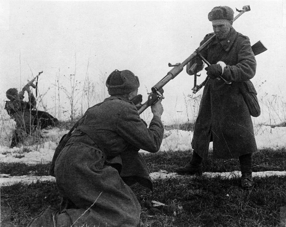 0-зенитная стрельба..w.jpg
