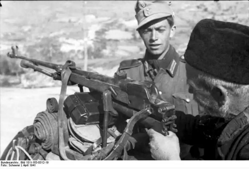 0-Panzerbuchse 38.jpg