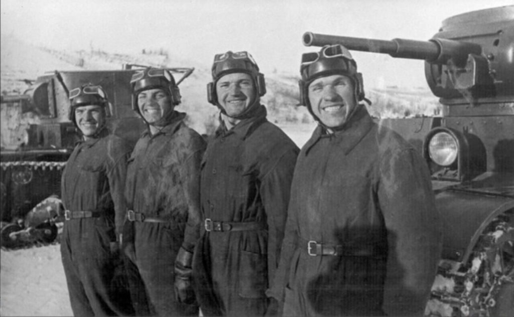 Танкисты братья Михеевы 1938.jpg