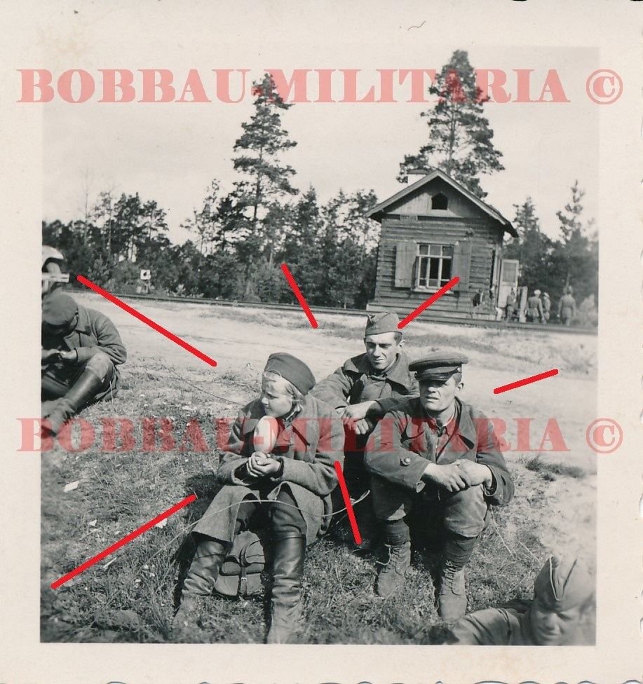 Kingisepp russisches Flintenweib Uniform politischer Kommisar Russen IR.209.jpg