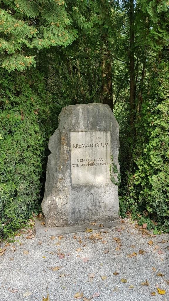 памят жертва кремат.jpg