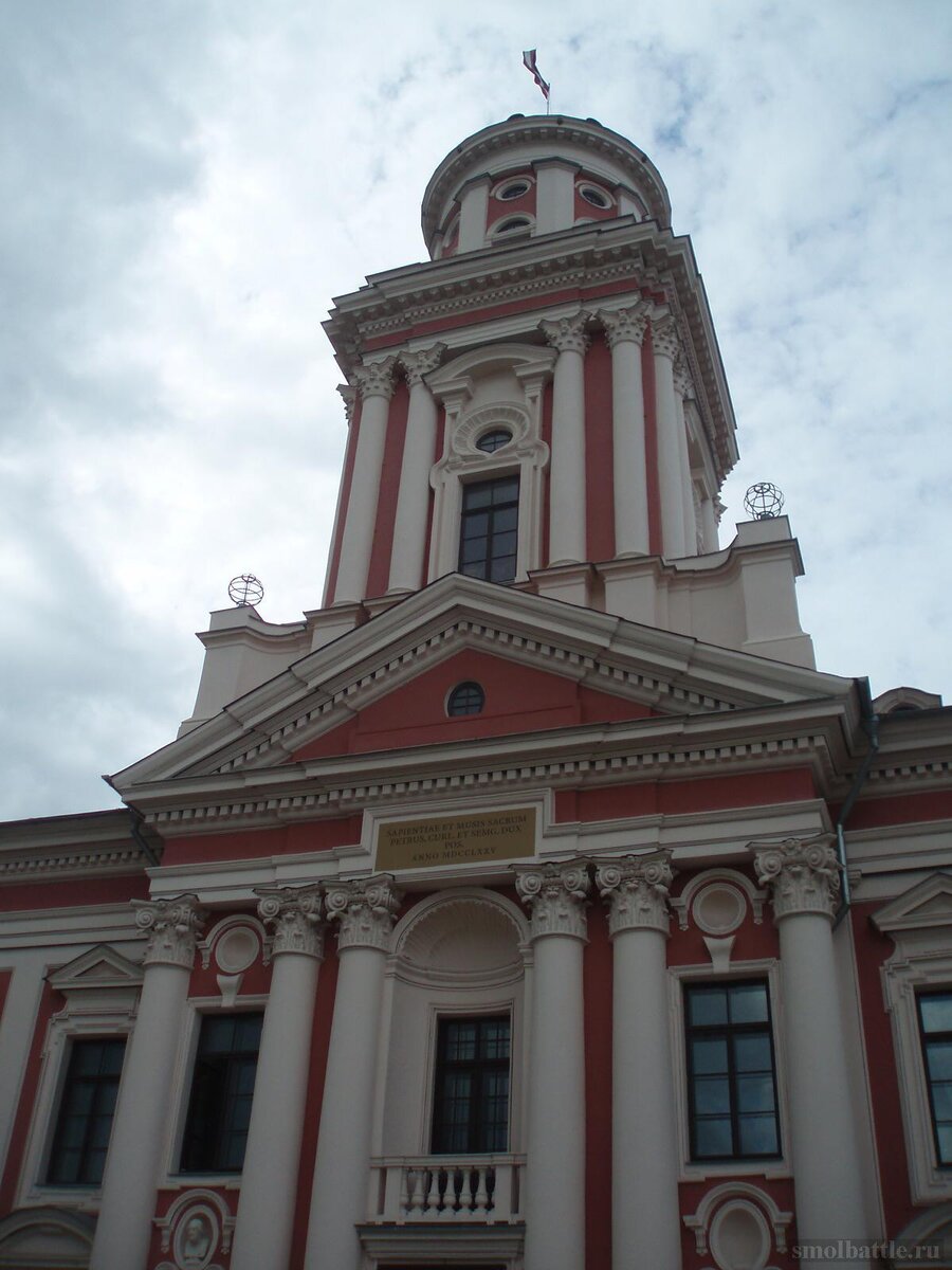 753_223.jpg