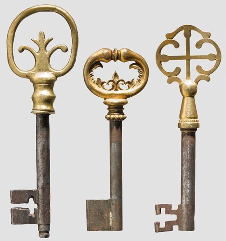 Совсем ключ. Старинный ключ. Средневековый ключ. Старинные замки и ключи. Антикварный ключ.