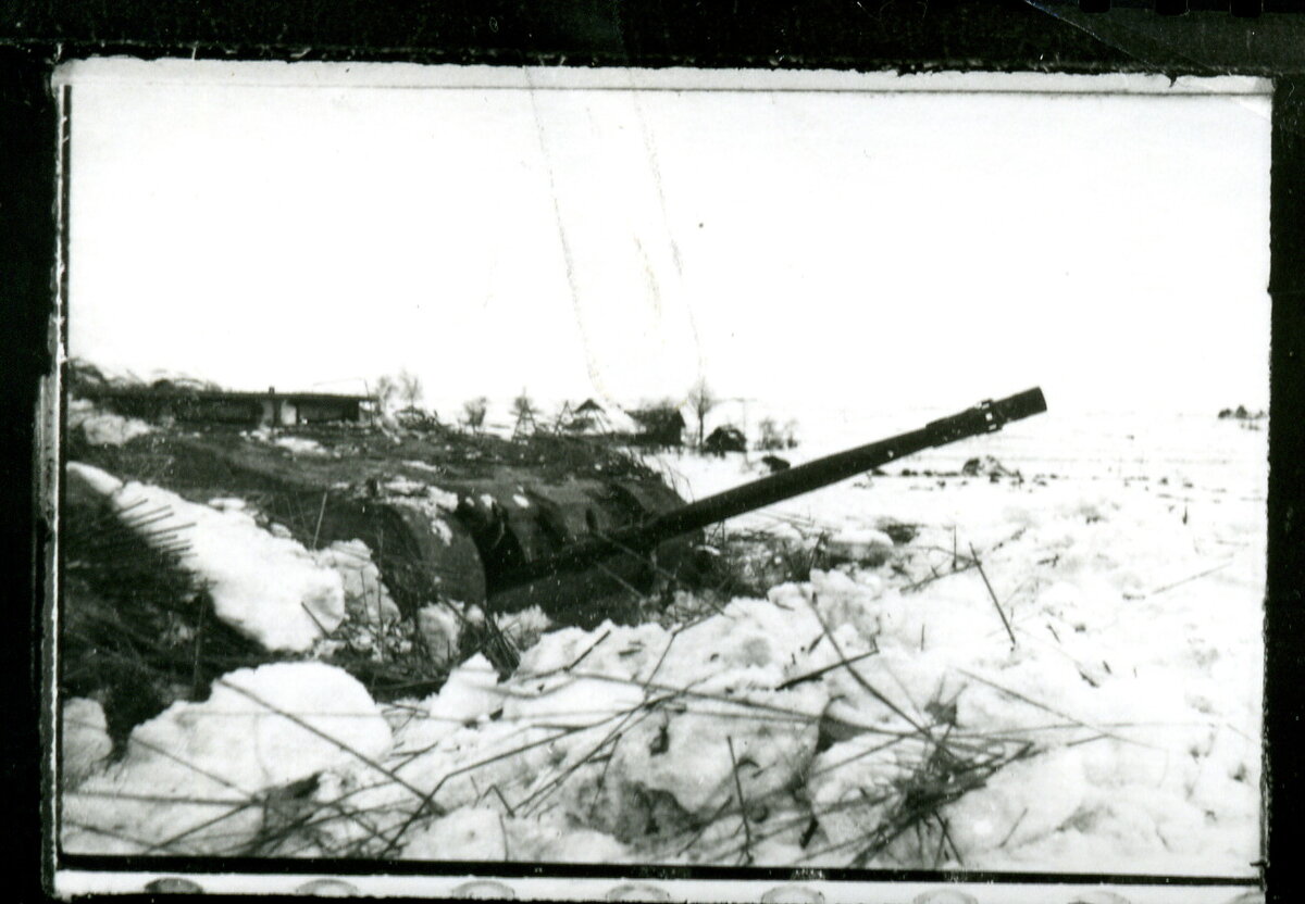 rg242-tank0006_170.jpg