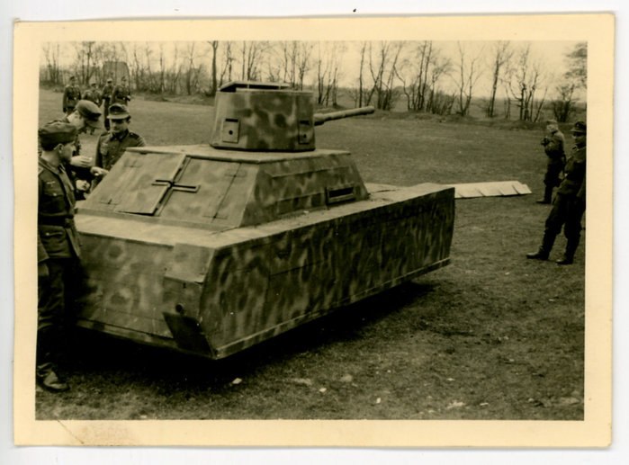z5Ytm3D8ZF8.jpg