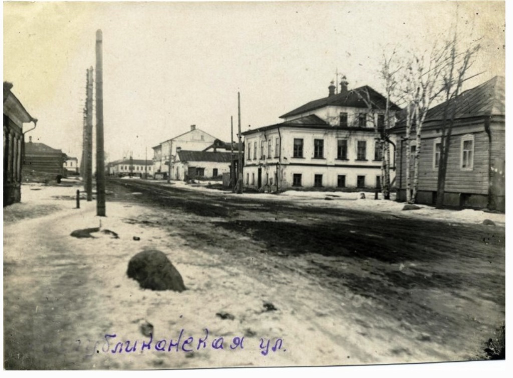 Молога маленький уездный город он. Затопленный город Молога в 1972 году. Магистрат Мологи. Последний из Мологи. Молога Рыбинск история.