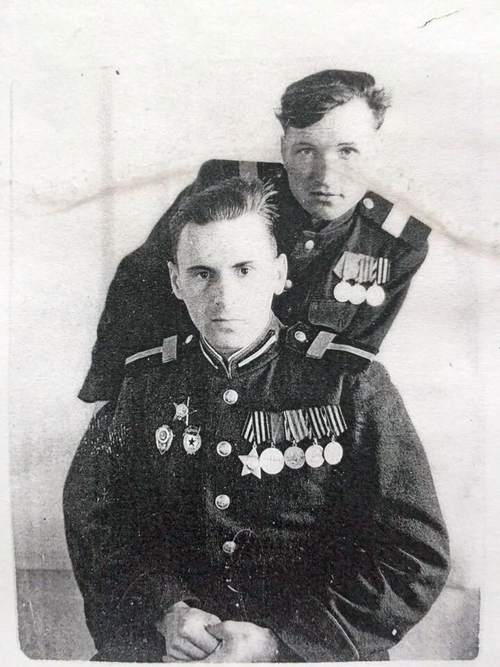 Козадаев Н.С. сзади на фото..jpg