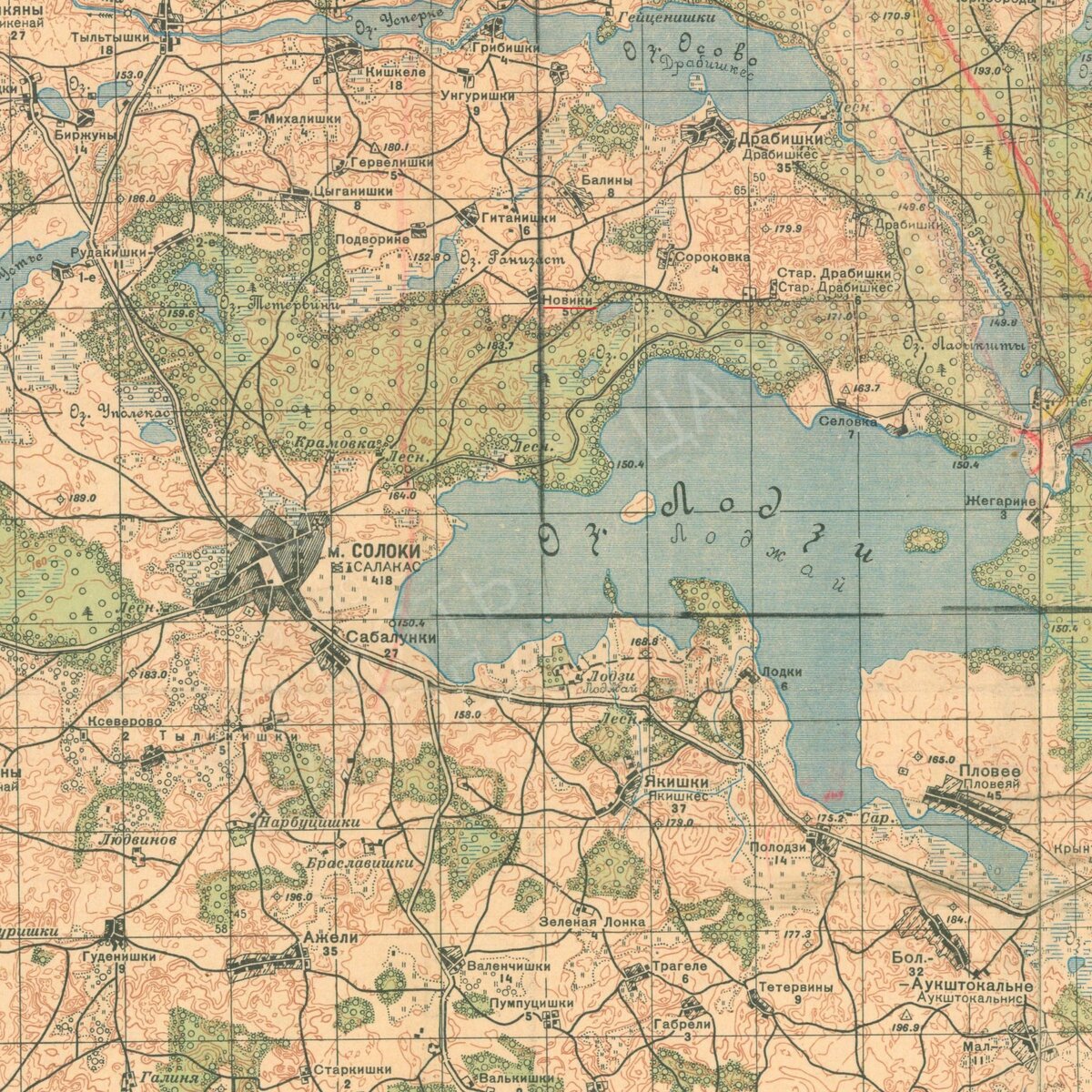 152907 1944 _cr.jpg