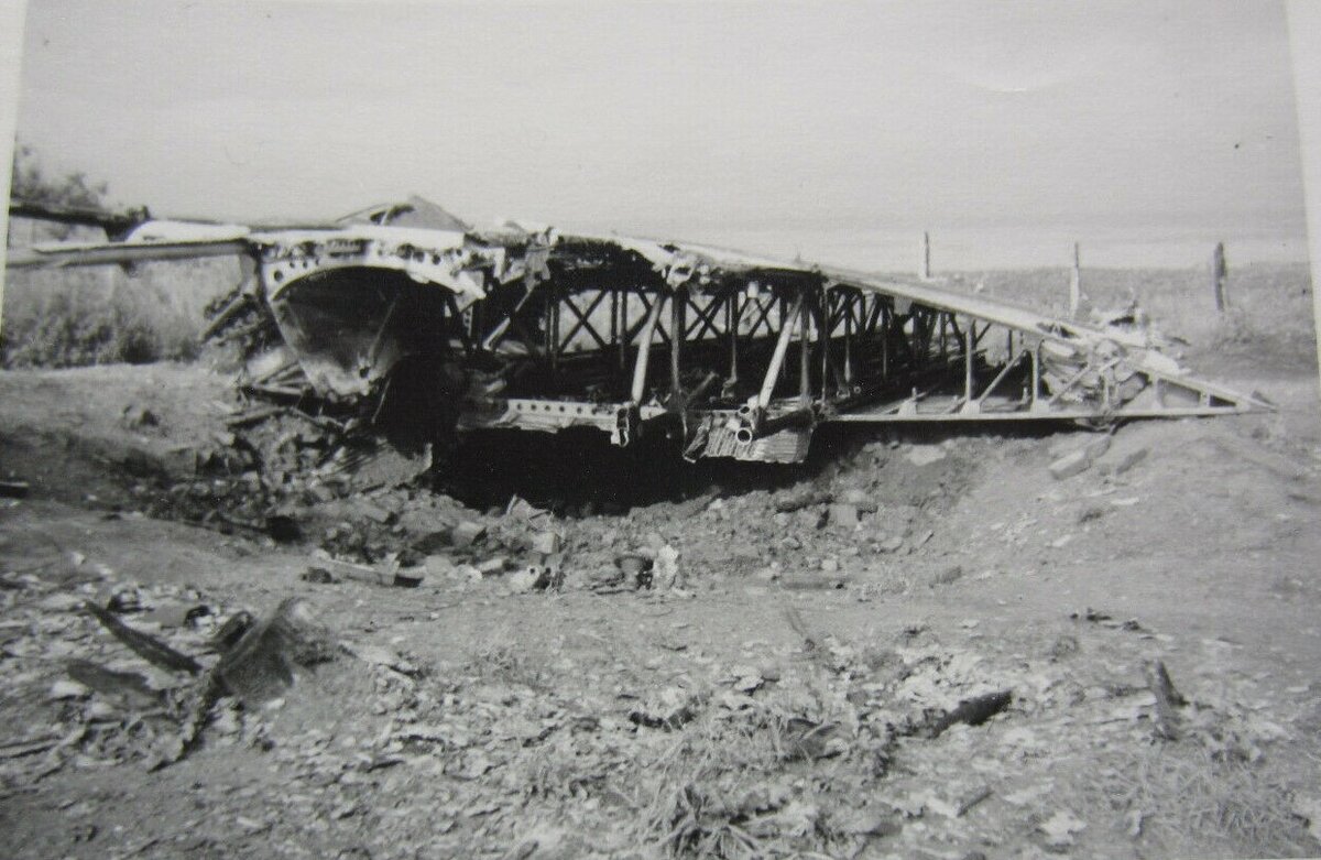 2 Wrack Flugzeug Sytschowka  600 (4).jpg